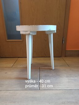 Stolička trojnožka - 4