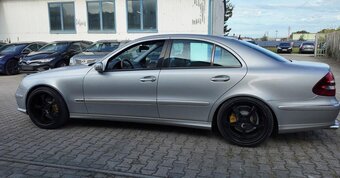 Mercedes-Benz Třídy E, E240 V6 W211 benzin+LPG AMG - 4