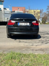 BMW 318D - 4