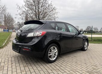 Mazda 3 1.6 77 kW 90th Anniversary - benzín - 4