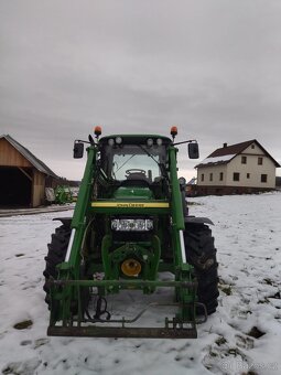 Traktor John deere - 4