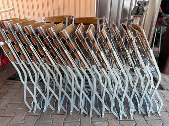 Pivní židle a stoly, PROFI kvalita 80ks židlí, 10ks stůl - 4