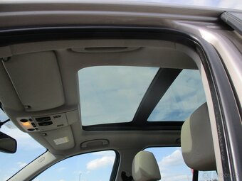 BMW X1 2,0D 105kw X-Drive Xenon Panorama Man 2013 - 4