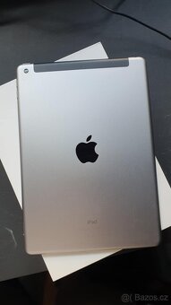 iPad 6. generace Wi-Fi + Cellular 128GB - 4