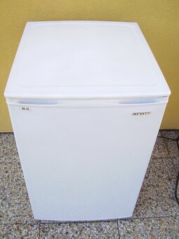 Malá chladnička SAMSUNG - 4