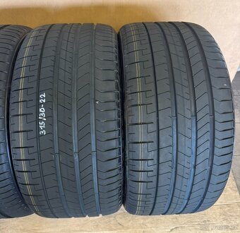 nové letní 275/35-22, 315/30-22 BMW X5 X6 atd Pirelli - 4
