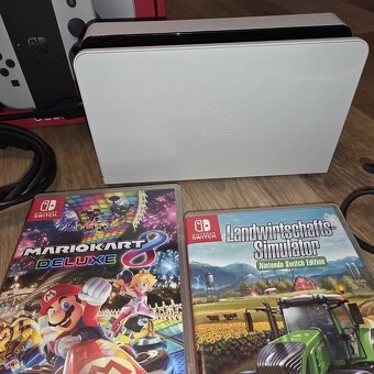 Nintendo Switch - 4