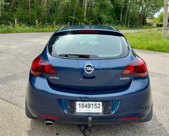 Opel Astra - 4