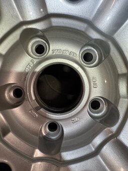 5x130 R19 - 4
