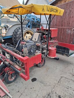 Sklizeč česneku - 4