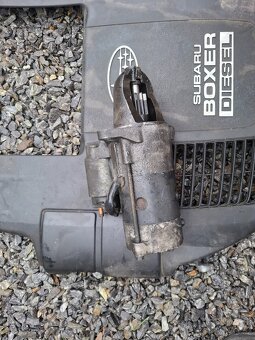 Prodám Originální startér ze Subaru Outback2.0D 110kW - 4