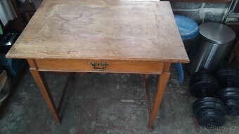 Starožitný psací stůl - 4