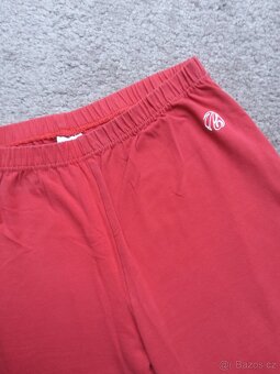 Elastické legíny a tepláky - 4