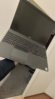 Dell letitude 5501 i7 9gen 16 gb rám - 4