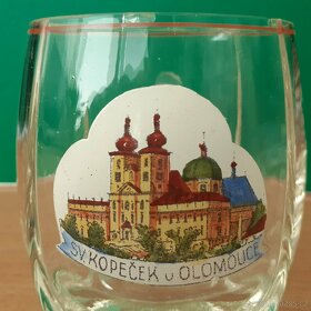 Starožitný půllitřík Sv. Kopeček u Olomouce, místopis, sklo - 4