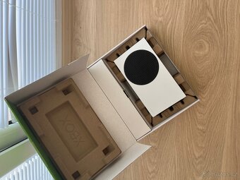 Xbox bily nový série s - 4