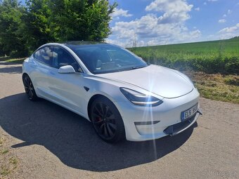 Tesla 3 Performance pronájem - 4