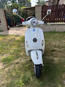 Prodam Vespa LX 150 - 4