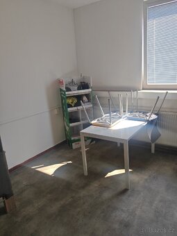 Pronájem výrobního prostoru (dílny) cca 80m2 Jaroměř - 4