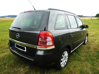 Opel Zafira B,1.8 103KW,rok2012,196473km,1.maj.nové v Č.R - 4