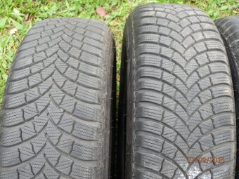 4xObutá zimní sada na ŠKODA OCTAVIA 2  195/65 R15 4x7,2MM - 4