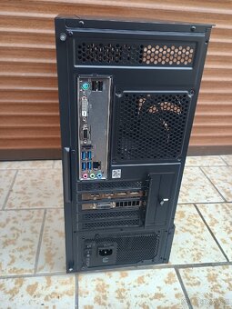 Herní počítač, Ryzen 5, 8GB RAM, RX 570 - 4