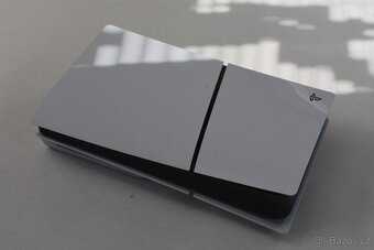 PlayStation 5 (verze slim) s mechanikou ,záruka rok Zánovní - 4