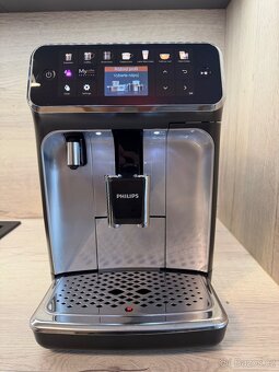 Philips 5400 LatteGo– automatický kávovar v perfektním stavu - 4