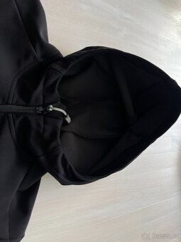 Dámská turistická softshellová bunda QUECHUA vel M - 4