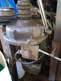 Motor s převodovkou - 4