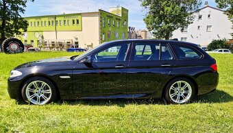 BMW 528i-F11- M-PAKET-MANUÁL-190KW-84TIS.KM-6-VÁLEC-TOP STAV - 4