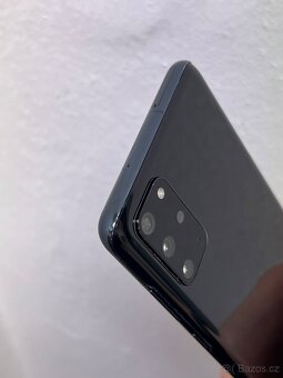 Samsung Galaxy S20+ 128GB Černý - 4