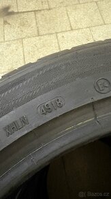 Prodám letní pneu 235/45 R19 - 4