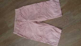 MIKINA A KRAŤASY - 4