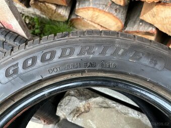 Prodám pneu 225/50/16 - 4