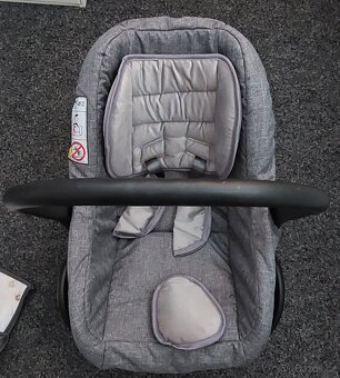 Prodám autosedačku, nosítko Kunert professional. Nepoužívaná - 4