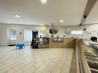 Pronájem komerčního prostoru 122m2, Hodonín - 4