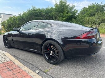 Jaguar XK 4,2 V8 automat / padla / black / slušný stav - 4