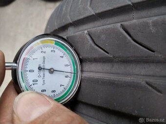225/40/19 letni pneu CONTINENTAL 225/40 R19 - 4