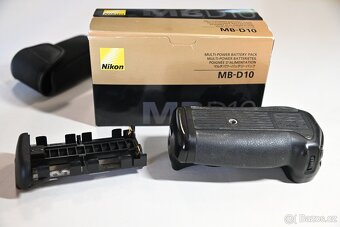 Bateriový grip MB -D10 - 4