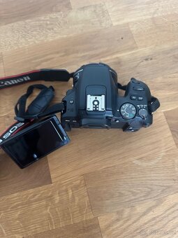 Zrcadlovka Canon - 4