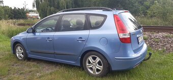 Hyundai i30 cw (combi) 1.4 80 kW, rok výroby 2012 - 4