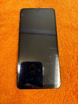 Samsung A41 v super stavu, plně funkční - 4