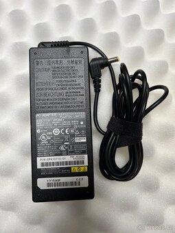 Zdroj Fujitsu 19V 80W a 90W - 4