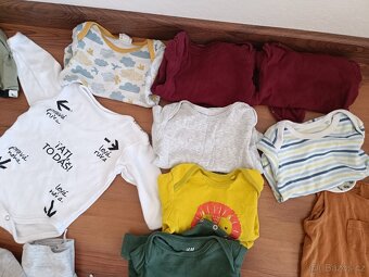 Balík oblečení velikost 68 - 4