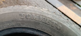 Pneu 195/60/15 Tomket - 4