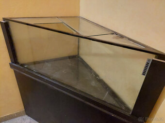 Terárium se skříňkou 200l - 4