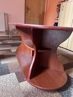 Konferenční stůl na kolečkách - 4