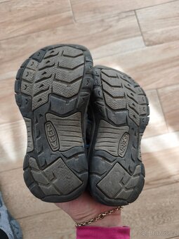Keen sandále 32/33 - 4