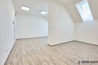 Pronájem kancelářských prostor 33 m2 areál Stará Pošta, Rajh - 4